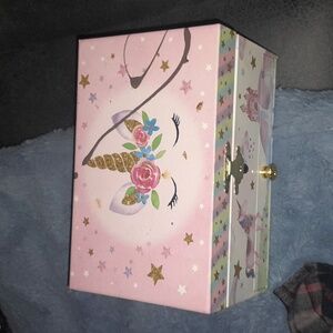 Music 🎶 jewelry box